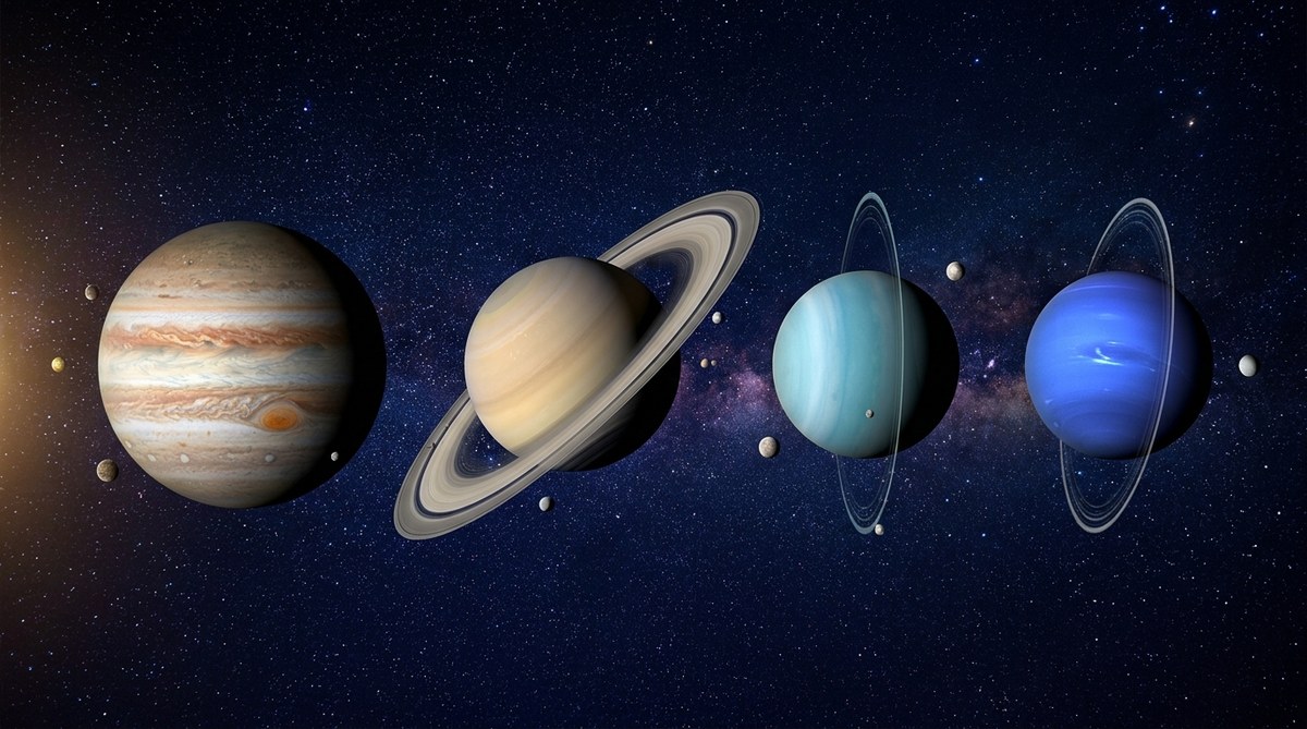 Exploring the Outer Planets: A Guide to Jupiter, Saturn, Uranus, and Neptune for Enthusiasts